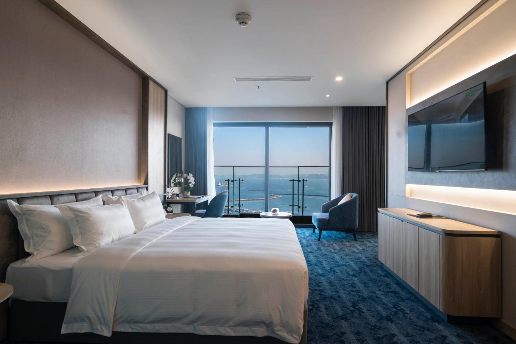 Wyndham Garden Legend Halong Hotel Ha Long Exterior photo