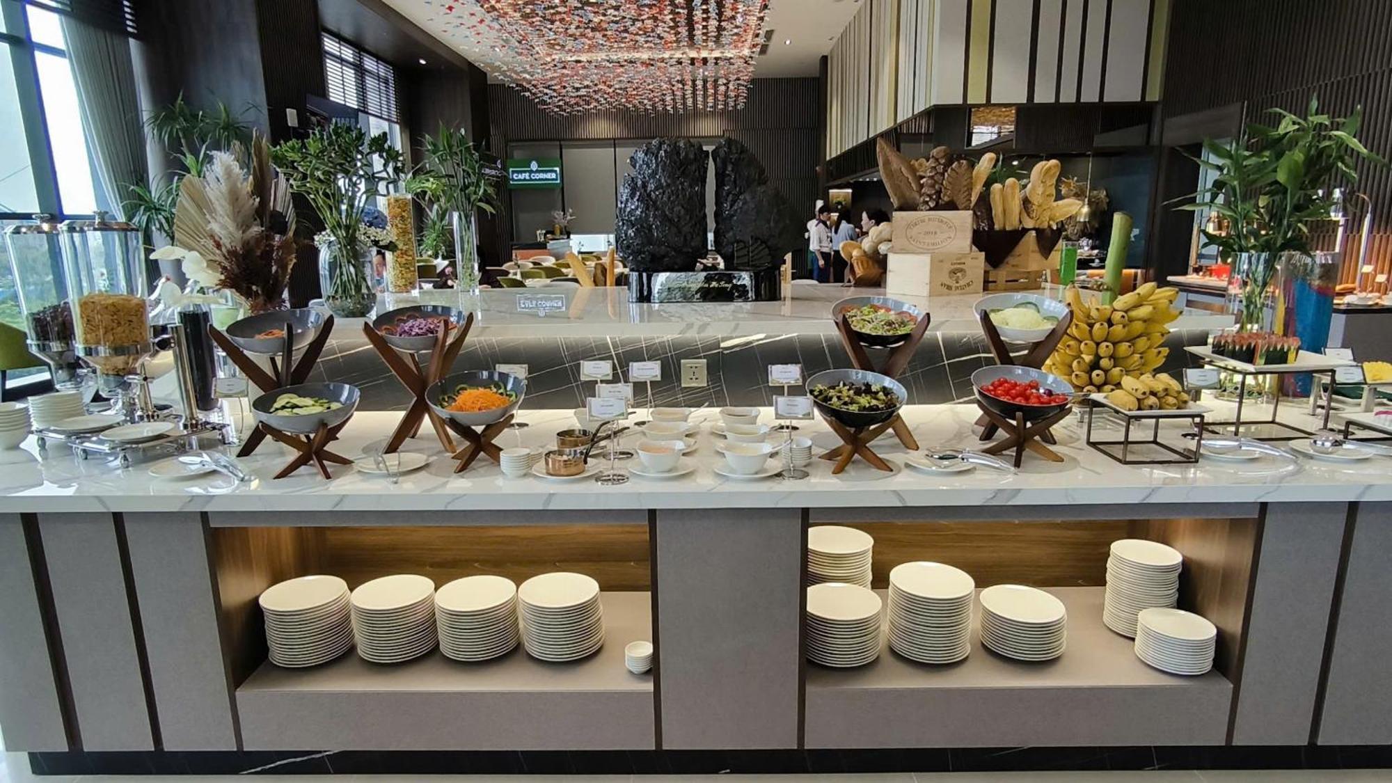 Wyndham Garden Legend Halong Hotel Ha Long Exterior photo
